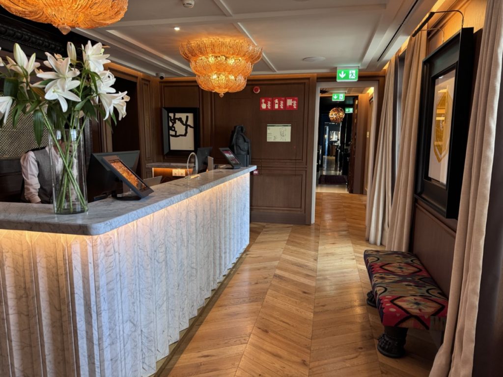 Review: Hotel Montera Madrid - Curio Collection by Hilton