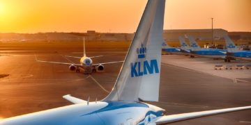 KLM B787 & B737