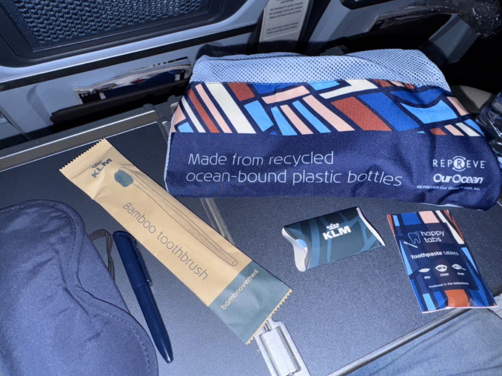 Amenity kit KLM Premium Comfort