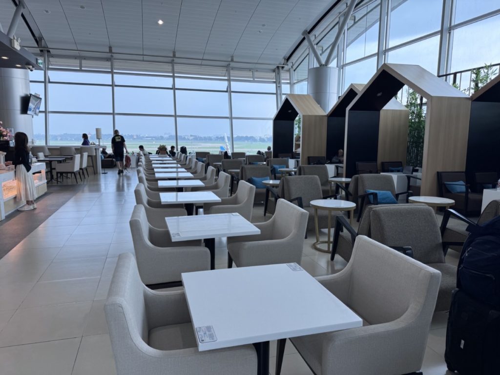 Review: Vietnam Airlines Lotus Lounge 1 | Ho Chi Minh Stad