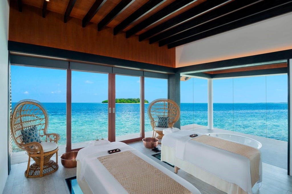 InsideFlyer Advent Calendar 2024: Win een luxe verblijf bij The Westin Maldives Miriandhoo Resort & Spa