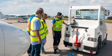 KLM elektrificatie grondoperatie Sherpa E Schiphol