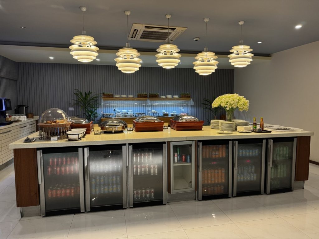 Buffet of the Moonimaa Lounge at MLE Airport