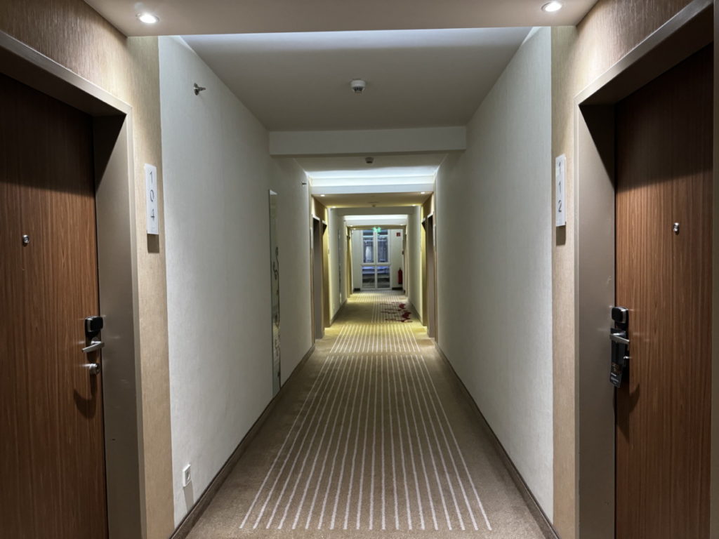 Gang van het Courtyard Wiesbaden-Nordenstadt