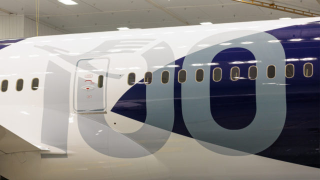 Lufthansa Boeing 787 Dreamliner 100 livery 2