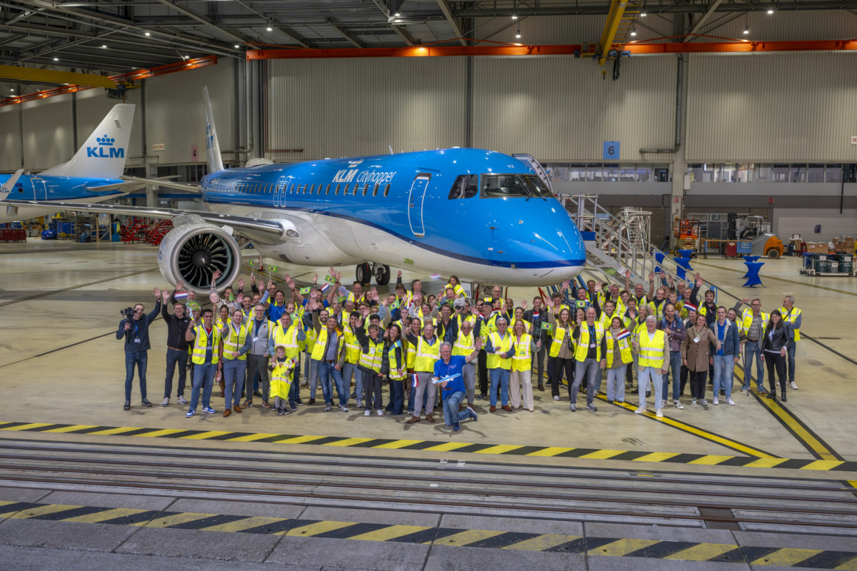 KLM Cityhopper 25e Embraer E195-E1
