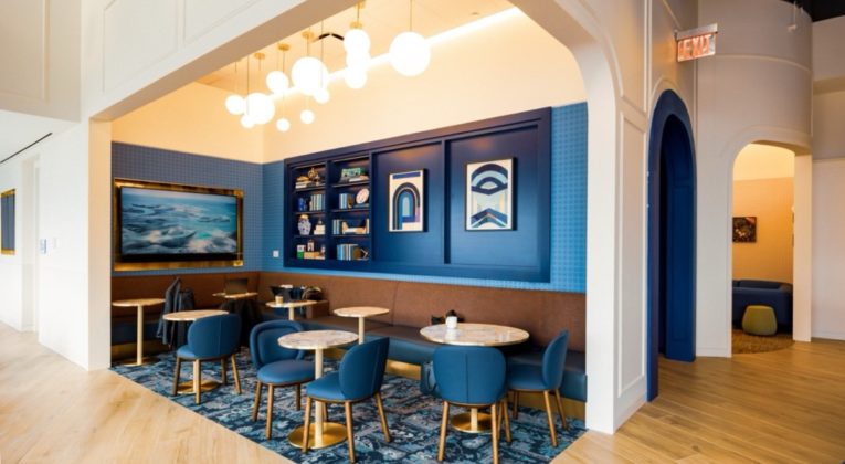 JetBlue BlueHouse Lounge New York JFK